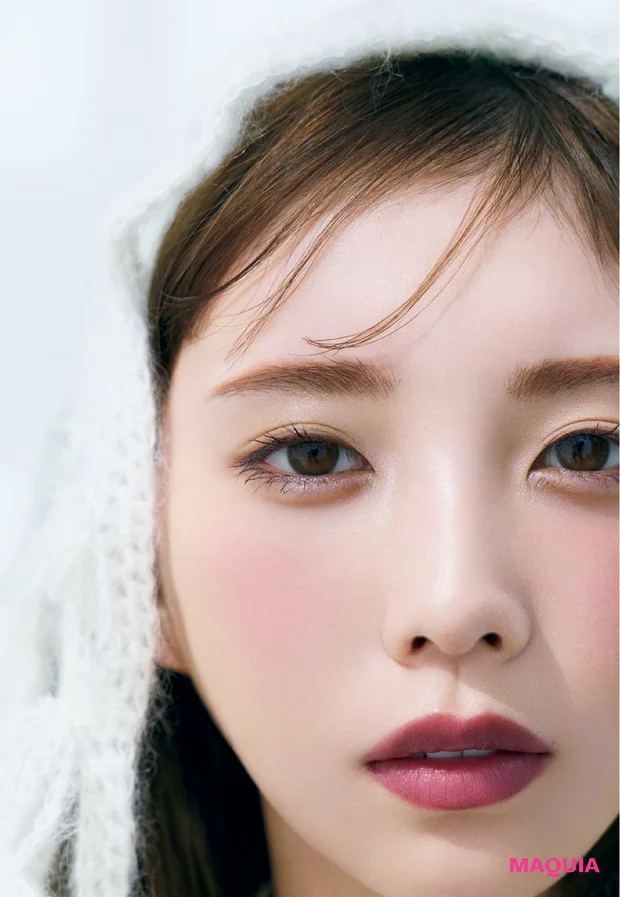 【2026年春新作を使ったローズメイク】今どきは“ウブさ”がポイント!塗り方でローズの新たな魅力が開花