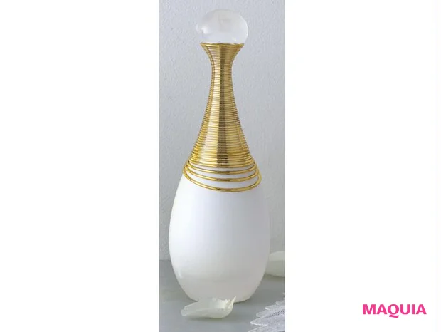 マキア　ムーン・リーの運を呼び寄せる香りDior「水と花々が織りなす優しい香りがいつまでも」