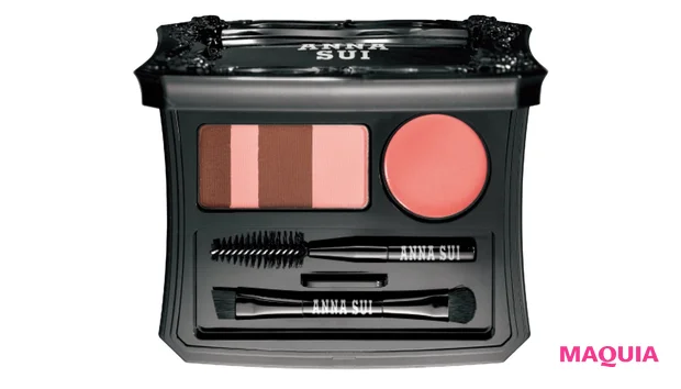 アナ スイ アイブロウ コンパクト 04 ￥4950／アナ スイ コスメティックス