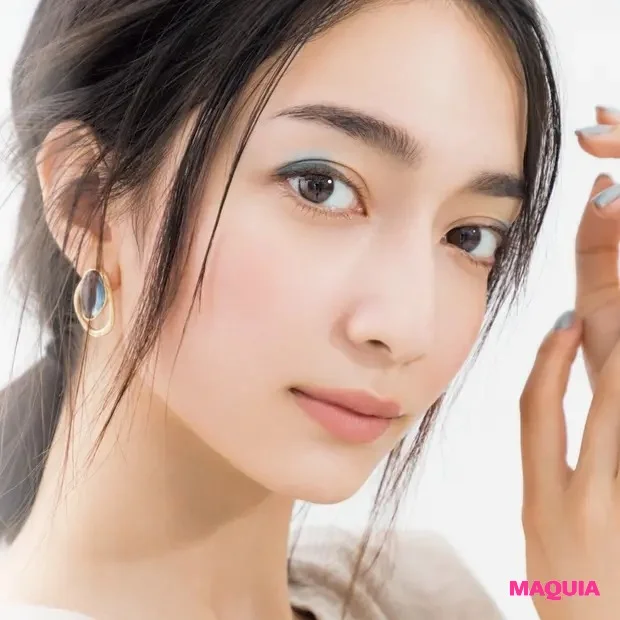 メイクはもっと自由でいい！長井かおりさんの冒険色メイクで自分を解放