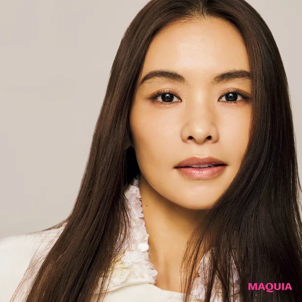 【滝沢眞規子さんの愛用コスメ6選】 「時短や一石二鳥が好き」だから変わら…