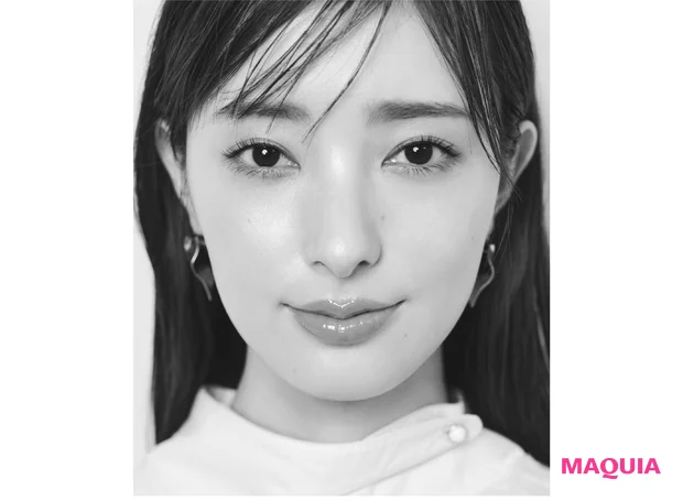 眉尻と唇を結んだ線が【逆正三角形】になるのが理想