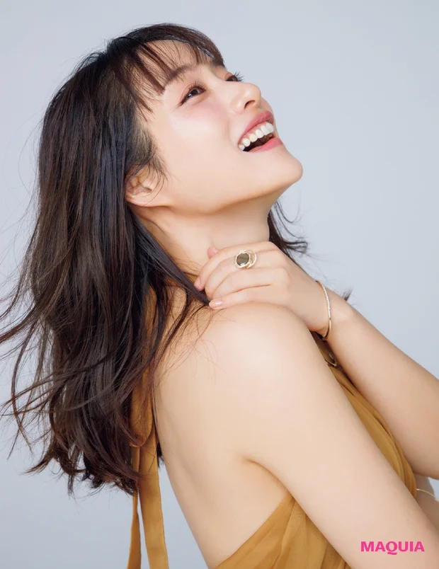 マキア 石原さとみさんインタビュー 口紅1本でキュンとする。メイクの力って偉大！