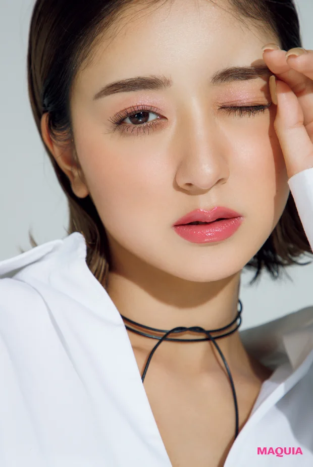 夏リップは“ちょっと派手”くらいが気分! 注目アーティスト・NAYAさんのイチ推しに、みちょぱが挑戦