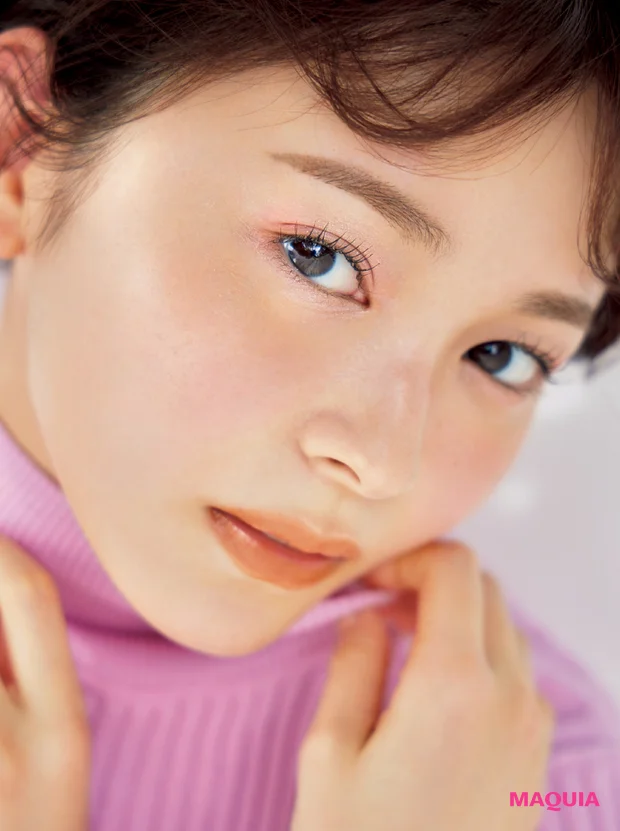 岡田知子さんが受賞コスメでミニマム&ラグジュアリーメイク【MAQUIAベストコスメ2023下半期】_8