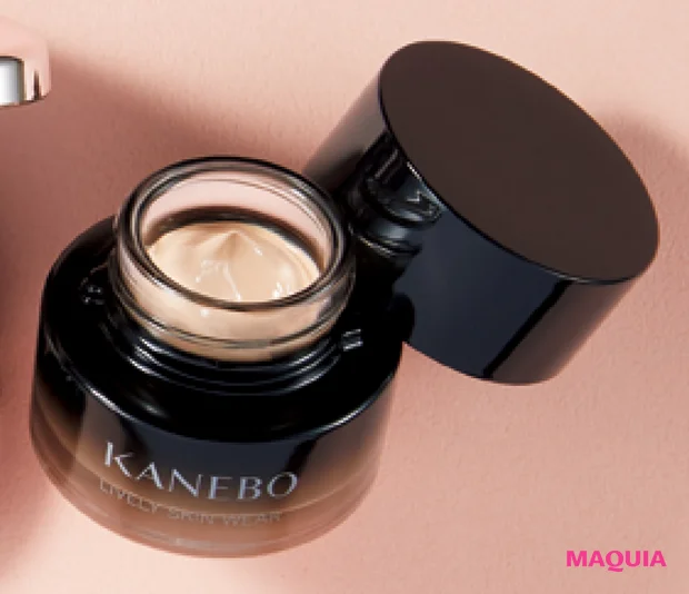 KANEBO　カネボウ ライブリー スキン ウェアⅡ