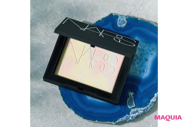 ライトリフレクティング プリズマティックパウダー 01783 ￥5500／NARS JAPAN（7/８限定発売）