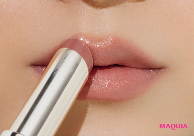 ナチュラルメイクが垢抜ける！ 話題のアーティスト、NAYA流・夏の“盛れメイク”テクニック_6_1