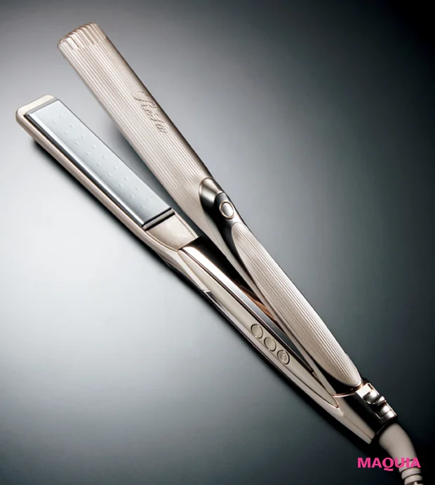 MAQUIAベスコス2025下半期 ギア部門受賞「ReFa リファストレート アイロン プロ+」をガチ試し!口コミ通りのサラサラ髪に