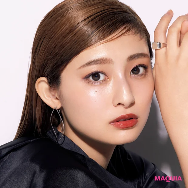これは買い 吉川愛さんも大注目のsuqquのクリスマスコフレ21でつくるドラマティックなパーティメイク Happy Plus One ハピプラワン