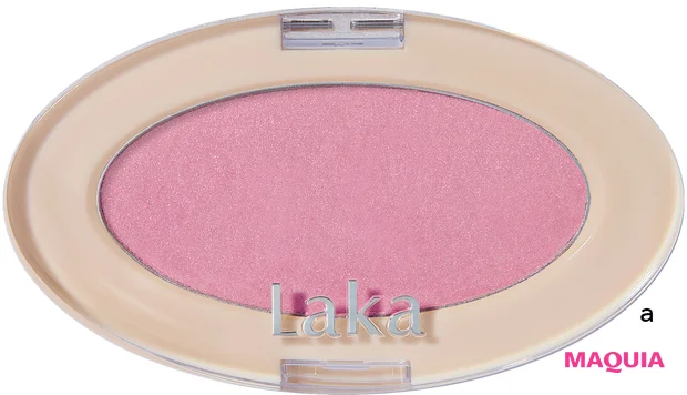 鈴木えみ ベースメイク AI肌 Laka ドリームビームハイライター 02 