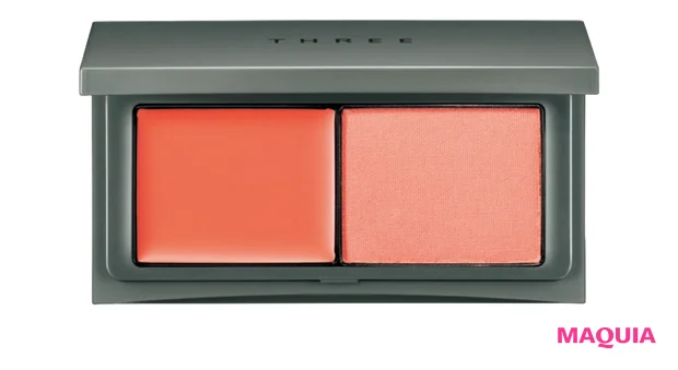 ブロウンアウェイ ブラッシュデュオ 02 ￥4180／THREE