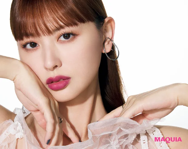 【鈴木えみさんが選ぶ春新作コスメ】アイシャドウ・リップ6選！抜け感やピンク×ブラウンが今季の気分