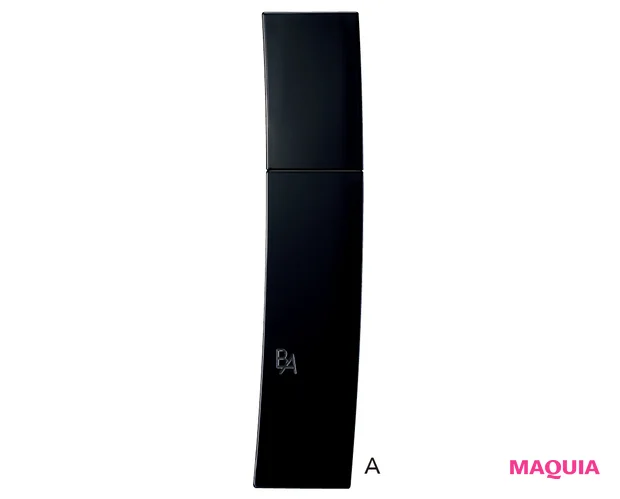 神崎 恵さんが教える、大人の艶の纏い方。水分をしっかり、ハリケアコスメも必須_2