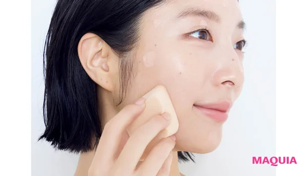 グレーぐすみにおすすめのファンデーションの使い方 滑らせる