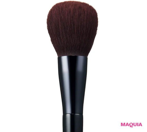 人気メイクアップアーティスト・paku☆chanさんがリアルに使う神ツールとは？プチプラスポンジから3万超えのブラシまで！_2