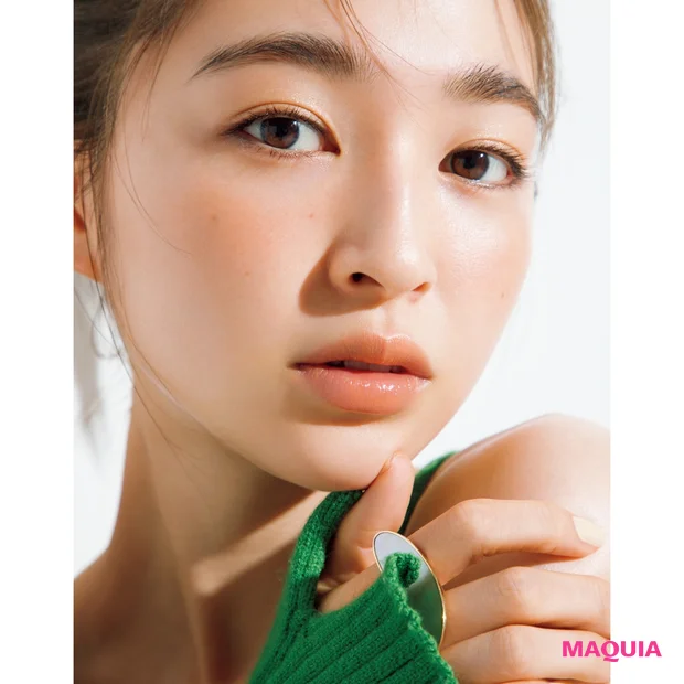 “肌の悩みをはね返す 生まれたばかりのような ハリ・ツヤ・血色を実現”