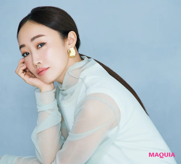 寝るときは髪を全上げ&夜アイロンも欠かさない! 神崎 恵さんの美髪メソッド