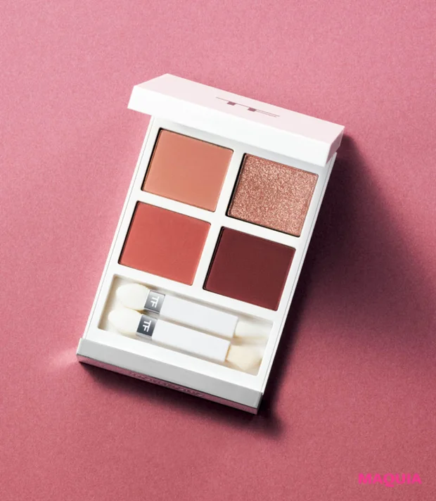 元乃木坂46　与田祐希 クリスマスコフレ 2025 トム フォード ソレイユ アイ カラー クォード 01SN