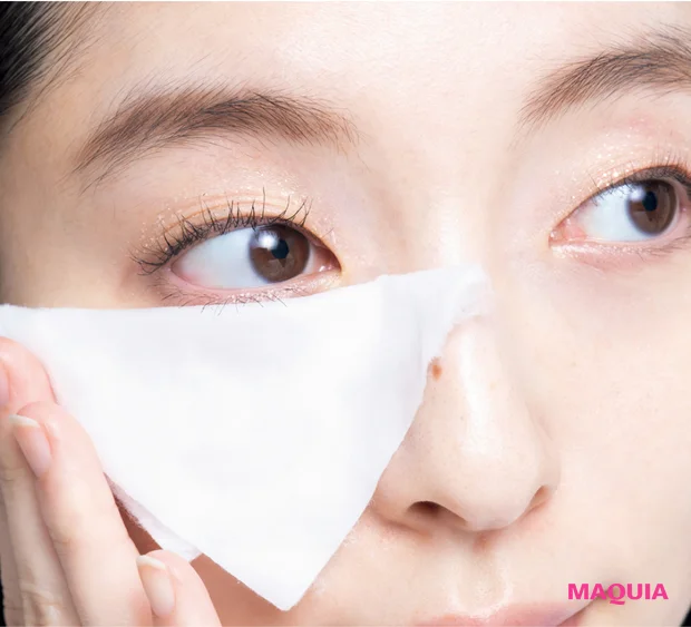 コットン&綿棒でオフが正解！ 夏に必須のウォータープルーフマスカラの落とし方をおさらい_2