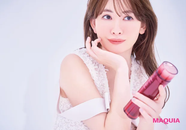 総合力がすごい「SHISEIDO オイデルミン エッセンスローション」。小嶋陽菜さんの殿堂入りコスメ【付録「こじはる愛用コスメハピバBOX」紹介】_2