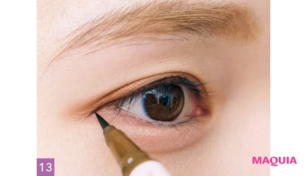 櫻坂46 守屋麗奈 セルフメイク 秋 目尻をなめらかに伸ばしてやさしげアイをラインで演出