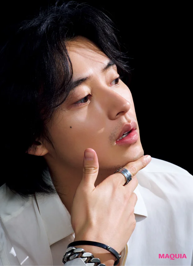 山﨑賢人さんインタビュー。走ることを止めない彼のパワーの源とは?_2