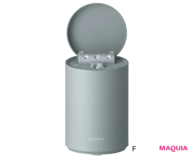 神崎 恵さんが教える、大人の艶の纏い方。水分をしっかり、ハリケアコスメも必須_7