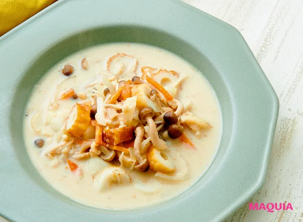 まろやかでクリーミーなほっとする味「ちくわときのこの酒粕豆乳スープ」