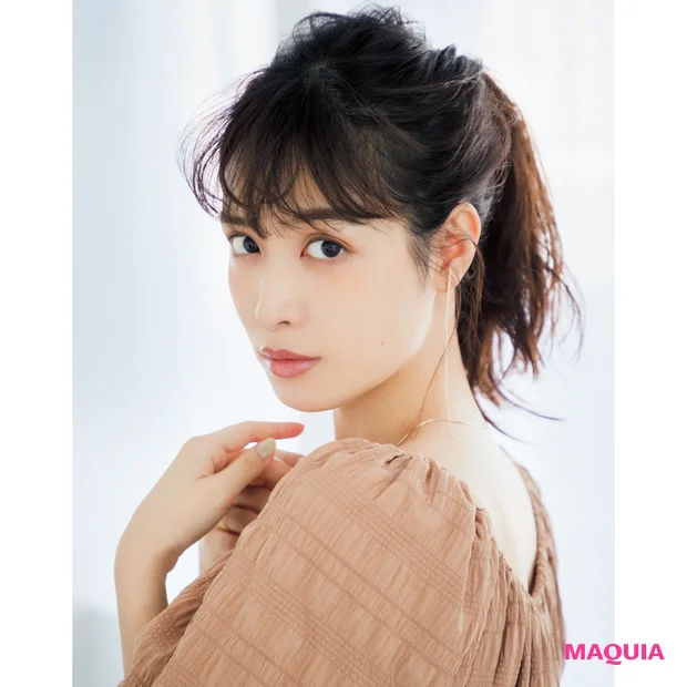 定番ポニーはボリューム感が重要 ［ミディアムhair］