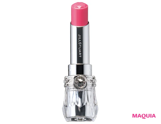 小嶋陽菜さん、“ピンクな顔”で魅せる大人ドーリーな美しさ。圧倒的に可愛い、MAQUIA6月号表紙メイクレシピを公開！_4