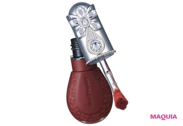 マットブラウンのリップ&チークコスメにおすすめのメイク ジルスチュアート ブルームドロップ リップ&チーク シフォン 08