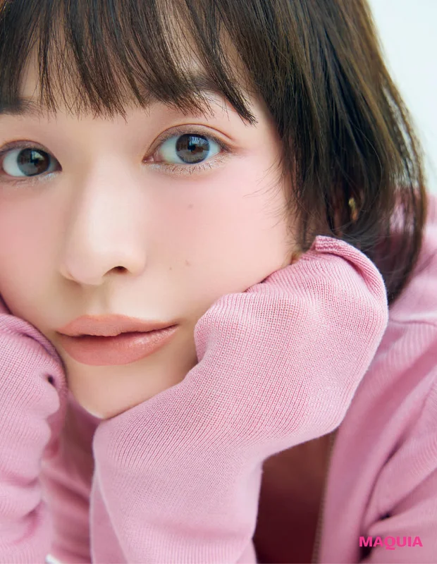 森絵梨佳 【2026年春の桜メイク】ベージュ感覚で使いこなすのが正解。儚げ×ピュア2つのピンクメイクHOW TOを紹介