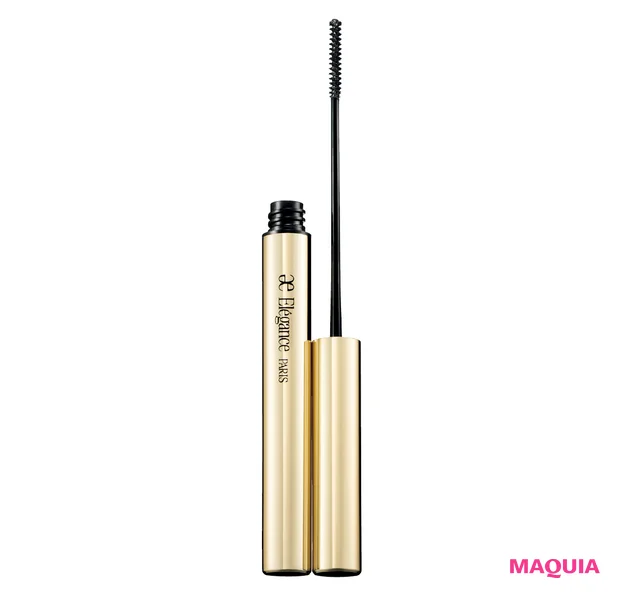 髙橋ひかるさんの大人な表情に注目！ 囲みアイのモードメイクで新境地を開拓【MAQUIAベストコスメ2024上半期】_9