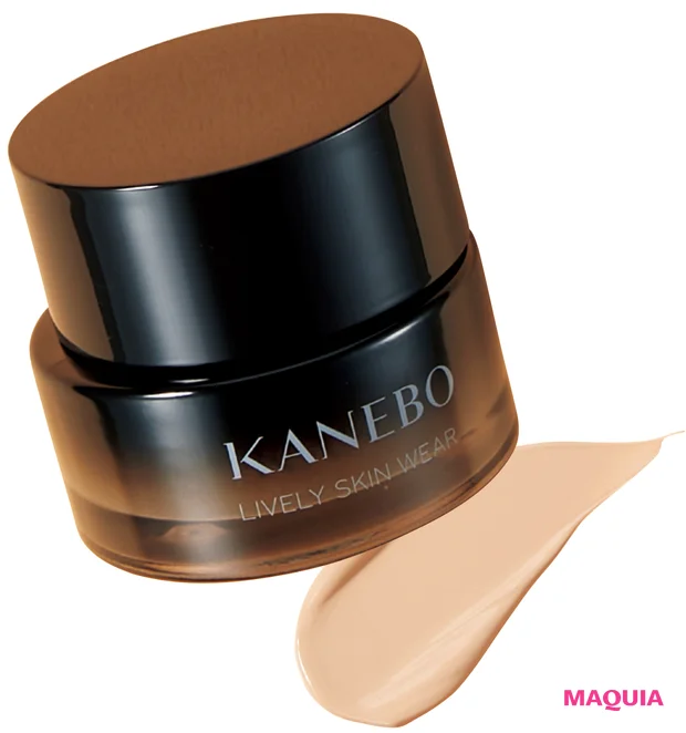 神崎恵さんのおすすめ KANEBO　カネボウ ライブリー スキン ウェアⅡ