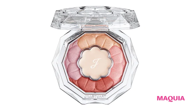 ジルスチュアート ブルームクチュール アイズ 04 ￥6380／ジルスチュアート　ビューティ