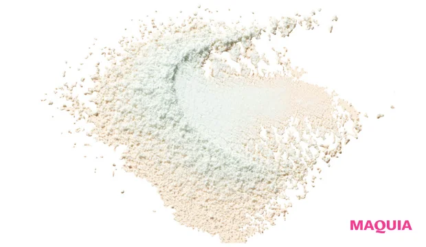 2026最新 ヘア&メイク 長井かおりさんおすすめのパウダー THREE アドバンスドエシリアル スムースオペレーター ルースパウダー X04 テクスチャー