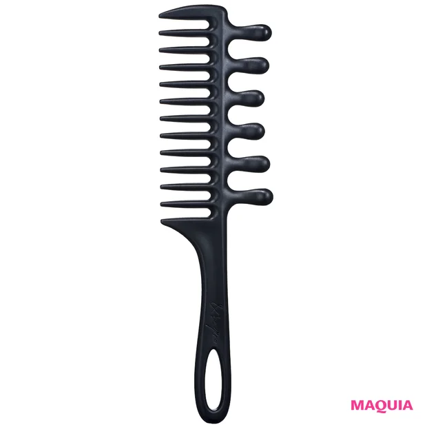 森絵梨佳のバズリ美容 &be ジャンボコーム をほうれい線対策に