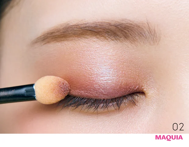 単色アイシャドウ 元乃木坂46 与田祐希 林由香里 SUQQU モノ ルック アイズ P-02 チップ