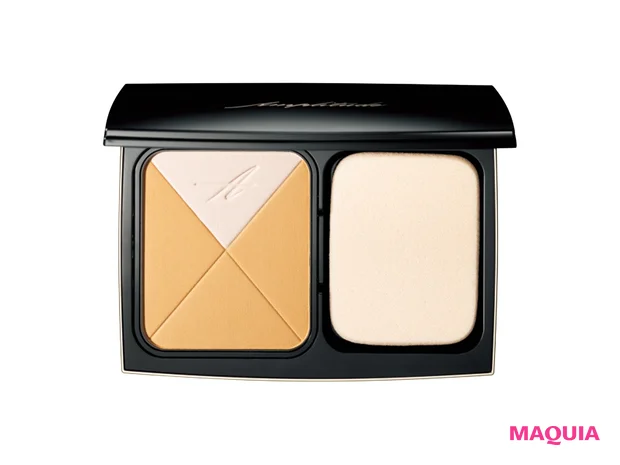 アンプリチュード コンプリートフィット パウダーファンデーション SPF25・PA++ 全9色 各¥10450(ケース込み)