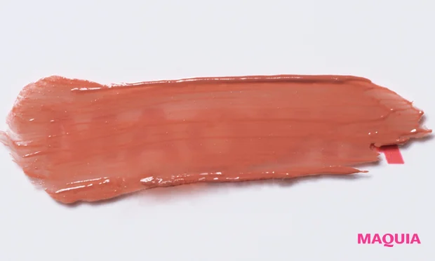 マキアベストコスメ2025下半期 1位 ディオール 　ルージュ ディオール オン ステージ 120の質感をチェック