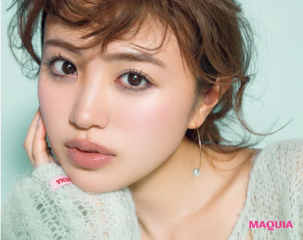 【春の肌レシピ】“寒色系ラメ”に似合う「やわらかなマット肌」HOW TO！千吉良恵子さんがやり方を解説