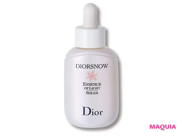 ディオール スノー アルティメット エッセンス オブ ライト (医薬部外品) 30ml ¥17600/ パルファン・クリスチャン・ディオール