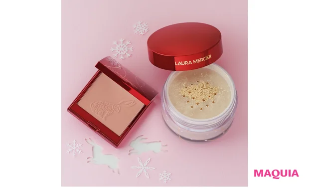 （右から）セット フォー ラック ルースセッティングパウダー トランスルーセント ウィズ パフ 2023 ￥5500、ブラッシュ カラー インフュージョン 2023 リミテッド エディション 04 ￥3850／ローラ メルシエ ジャパン（1/1限定発売）