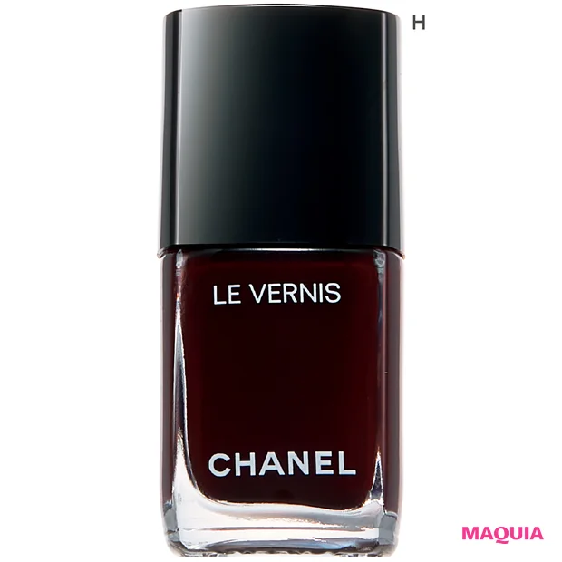 石原さとみさん 2026年春新色のトレンドメイク シャネル ヴェルニ 397