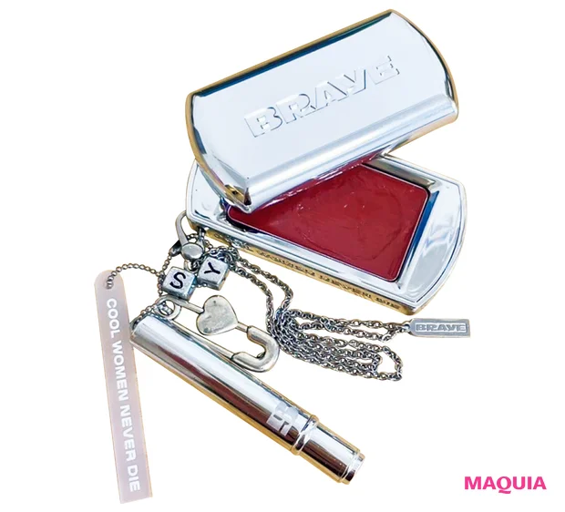 人気爆発のキーリング&チャームコスメ。「fwee」「BRAYE」インフルエンサーのお気に入りは？_10