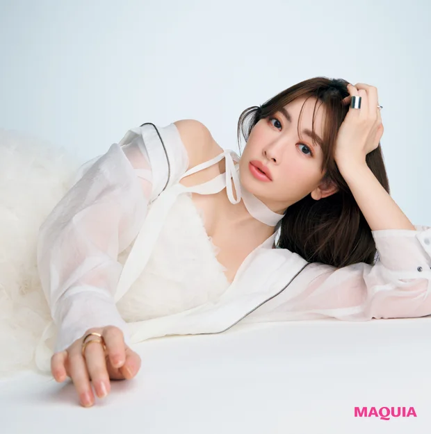 こじはるが常備するレスキューコスメは？アレルギーが出たときや生理前などのゆらぎ対策にも