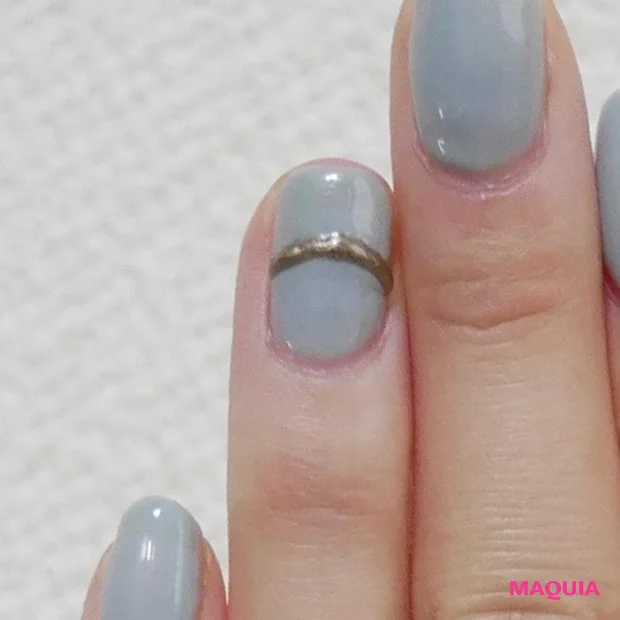 ネイル ブルー ゴールドラインの初夏ネイル メタリックジェルを使って簡単セルフネイルを楽しみましょう Happy Plus ハピプラ