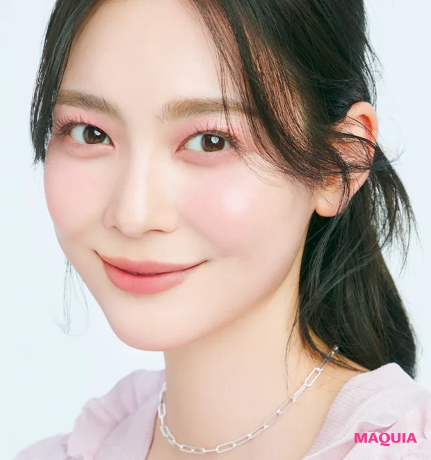 イヴ・サンローラン クチュール ミニ クラッチ〈コレクター〉 126を使ったメイク 盛り感