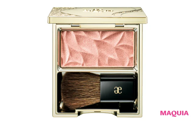 ももクロ・百田夏菜子さんの2023ハマり美容。NARS、エレガンスのチークに心酔_4